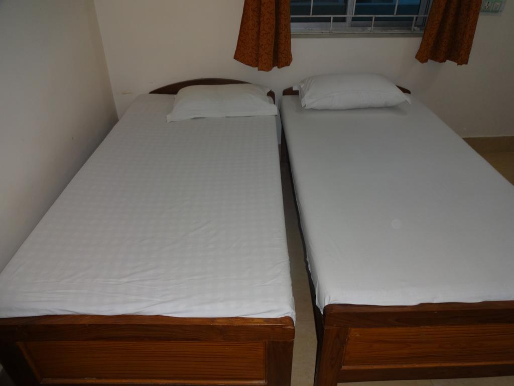 Harsh & Yash Guest House بود جايا الغرفة الصورة